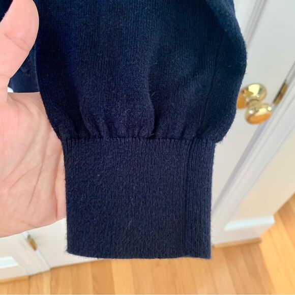 L.L. Bean Navy Cotton & Cashmere Blend V-Neck - Picture 3 of 5